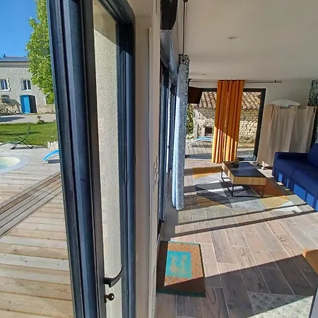 Apartment Dans Les Vignobles