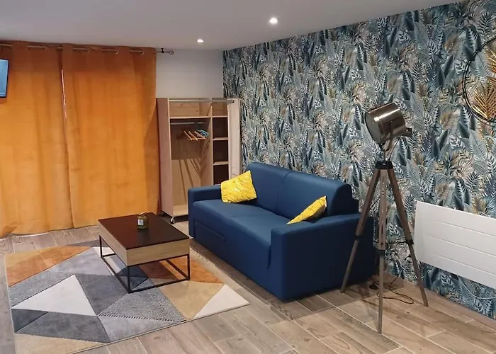 Dans Les Vignobles * Cierzac